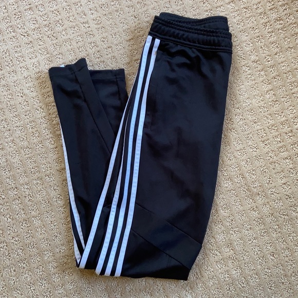 Adidas pants - Picture 4 of 4